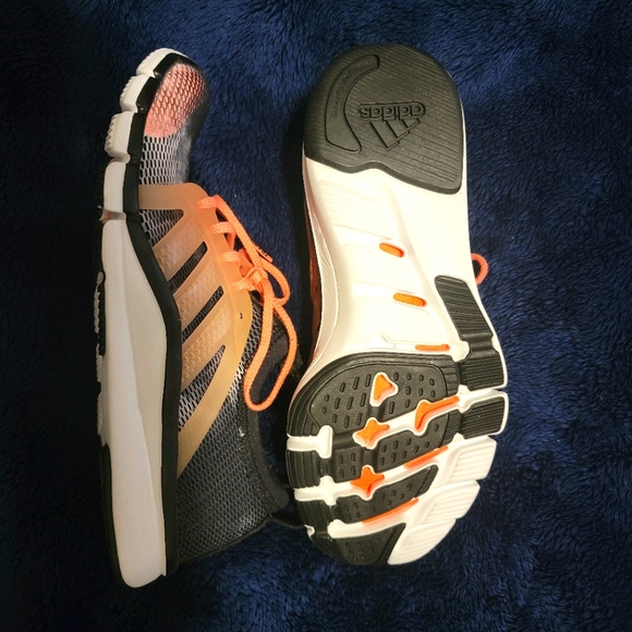 Adidas Training Runners - Picture 2 of 2